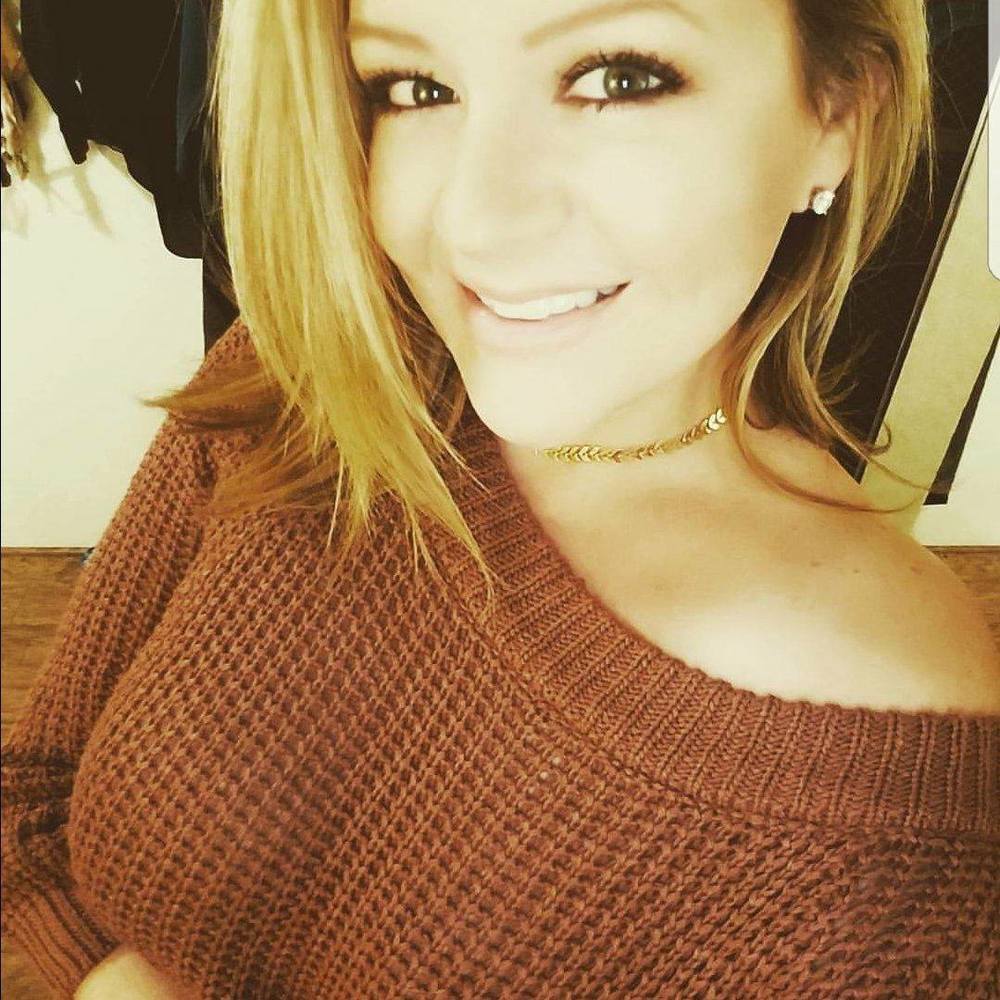 Meet your Posher, Stacy